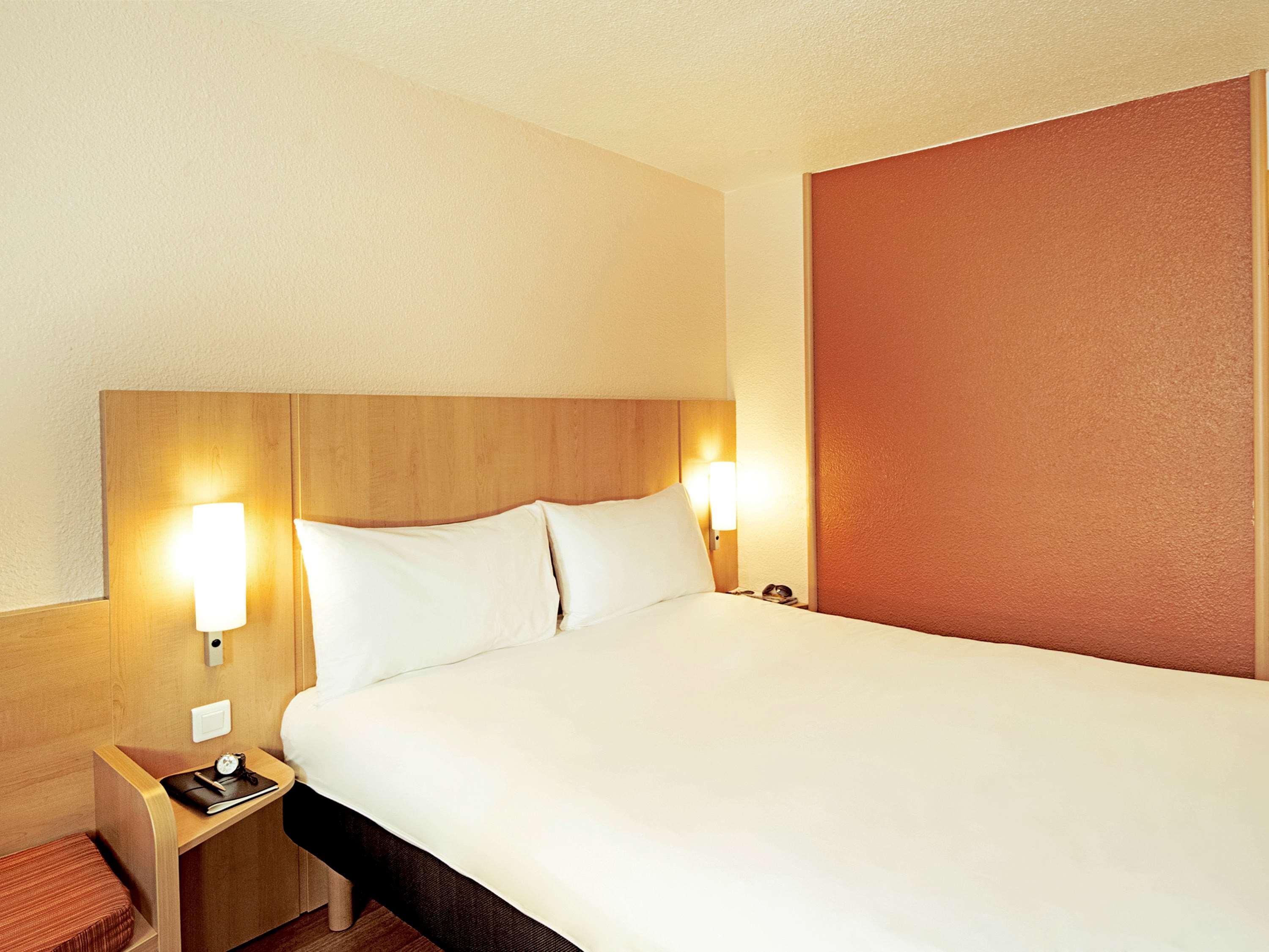Ibis Santiago Las Condes المظهر الخارجي الصورة