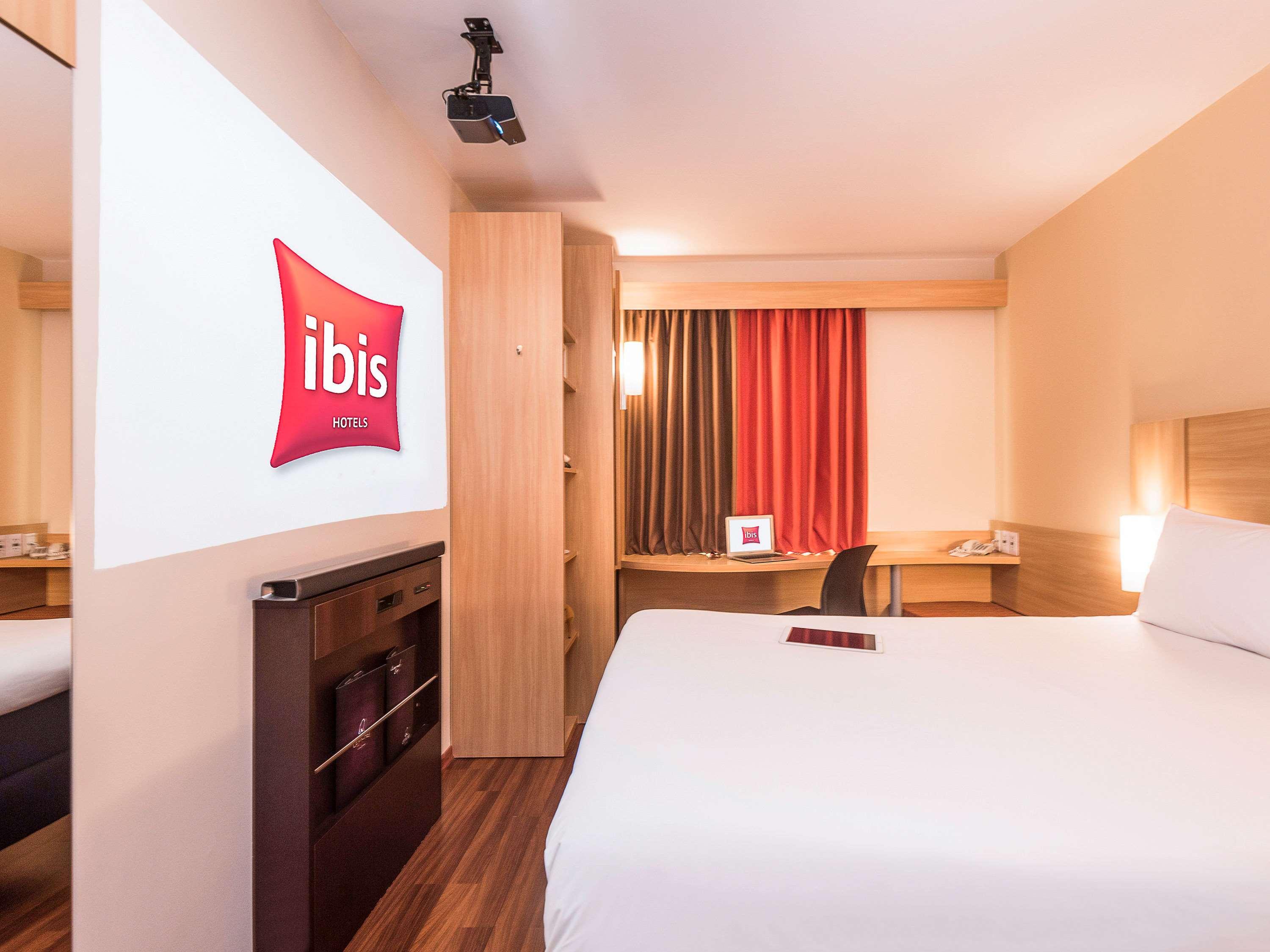 Ibis Santiago Las Condes المظهر الخارجي الصورة