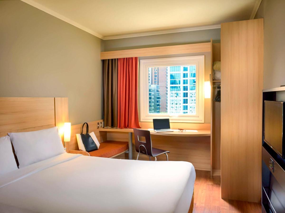 Ibis Santiago Las Condes المظهر الخارجي الصورة