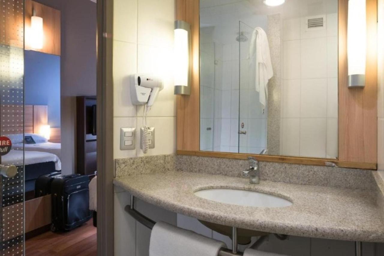 Ibis Santiago Las Condes المظهر الخارجي الصورة