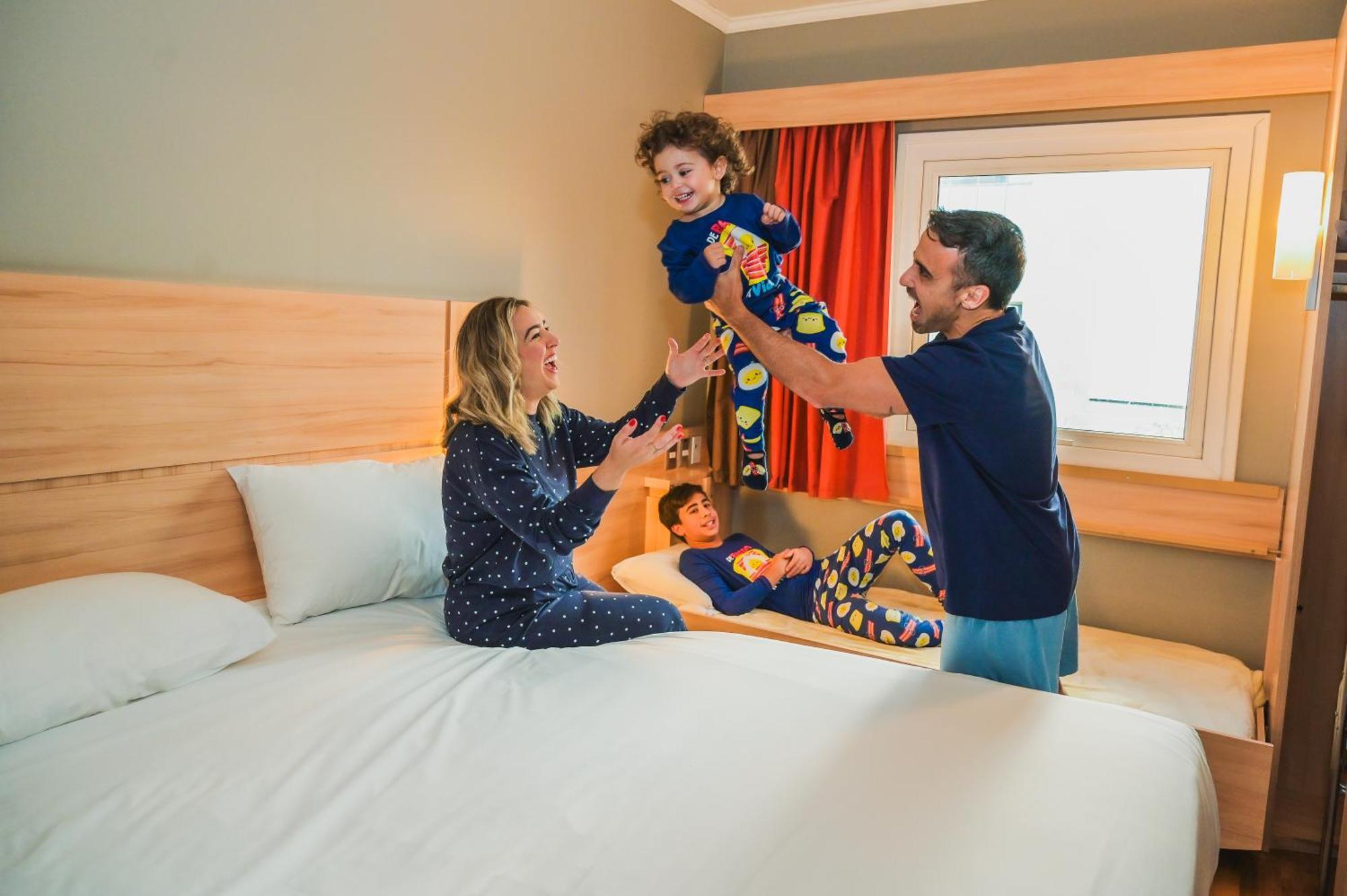 Ibis Santiago Las Condes المظهر الخارجي الصورة