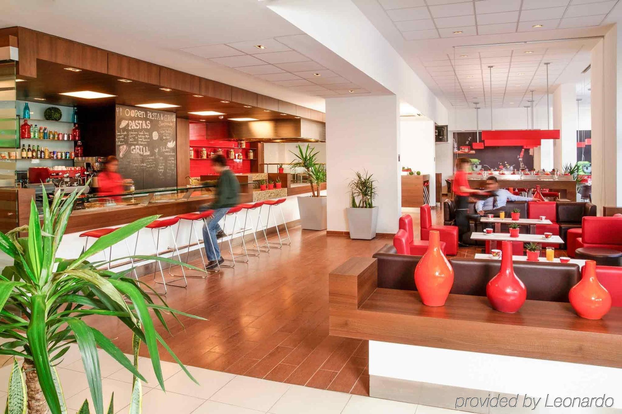 Ibis Santiago Las Condes المظهر الخارجي الصورة