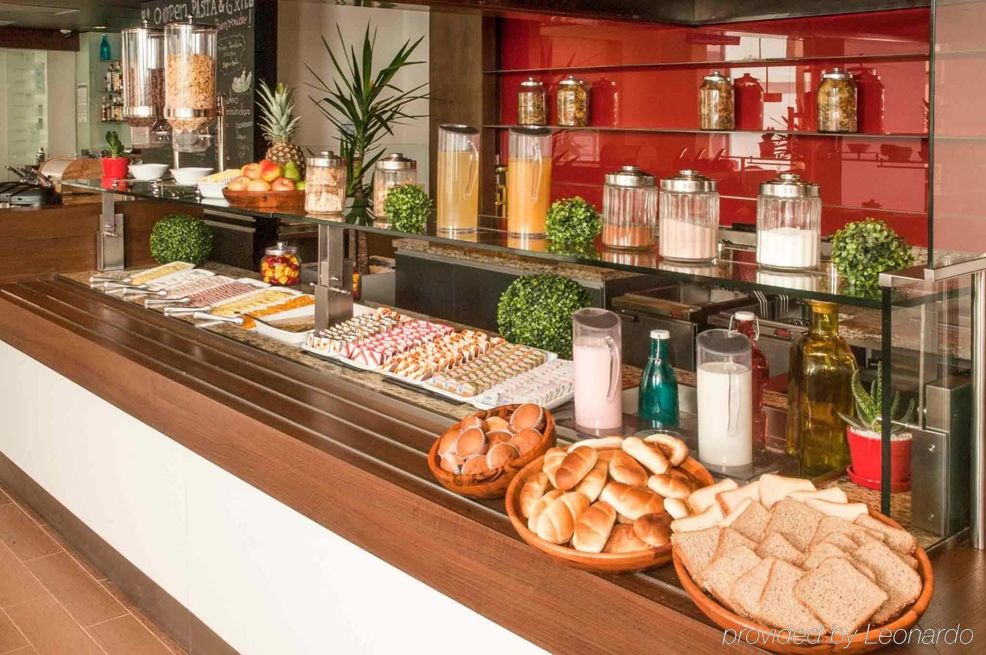 Ibis Santiago Las Condes المظهر الخارجي الصورة